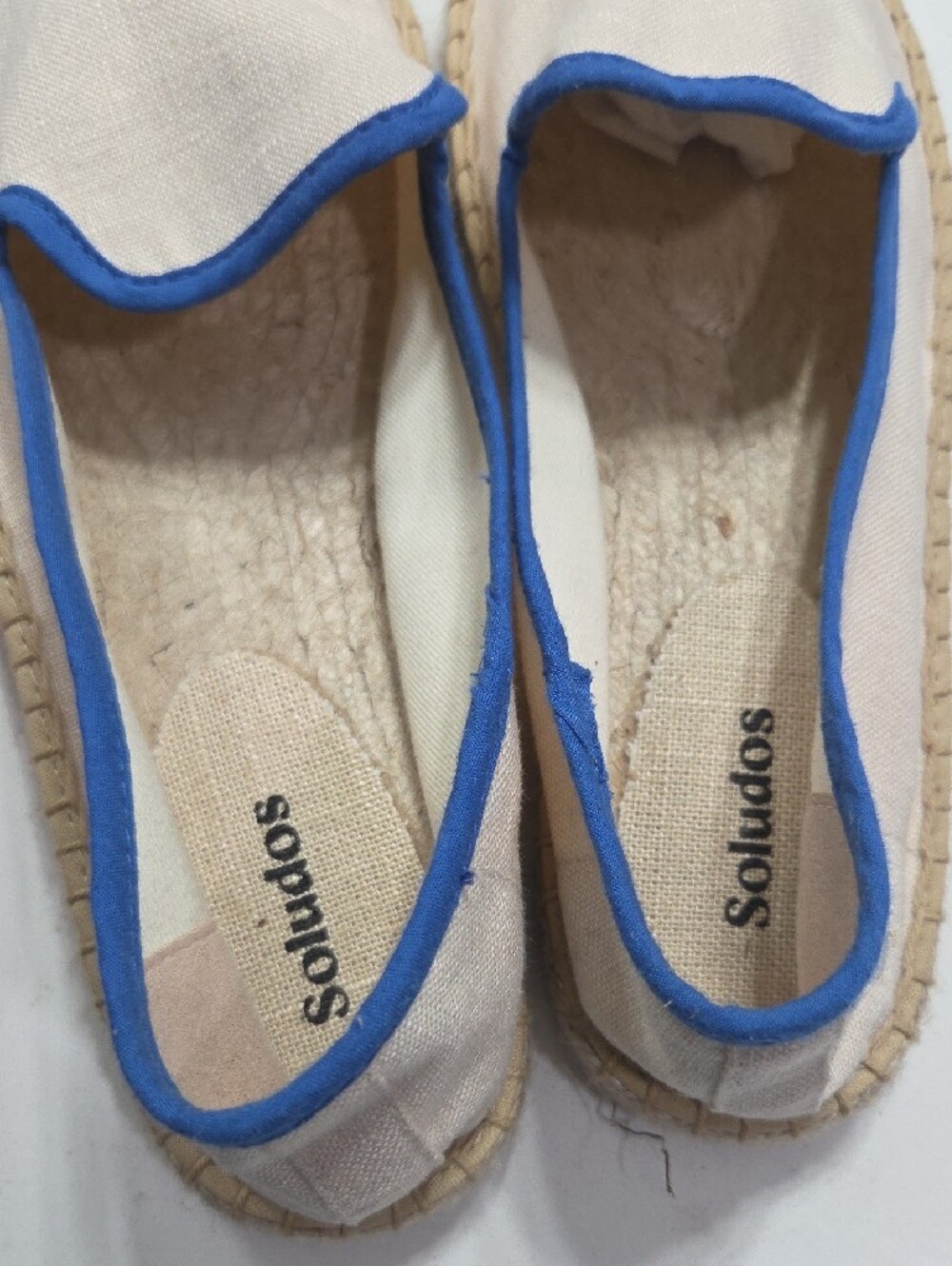 Soludos Cream Espadrilles with Blue Trim Sz8 Gentle Used - Picture 4 of 9